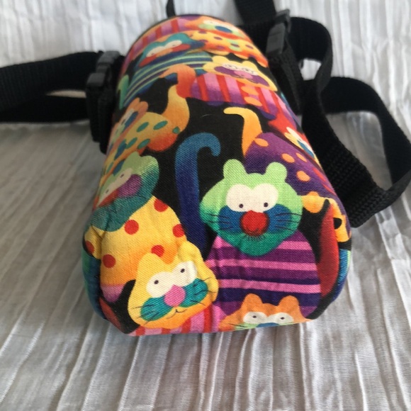 Colorful Kitties 7.5" travel water bottle holder w/crossbody strap & belt loop - Picture 8 of 12
